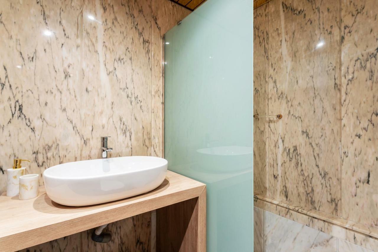 Genteel Home Puerta Real グラナダ エクステリア 写真